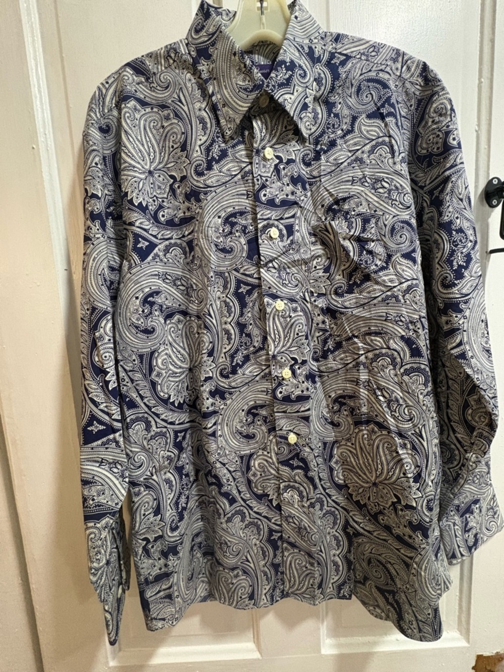 Alan Flusser 100% cotton Navy and White Paisley Long-Sleeve Button-Down Shirt
